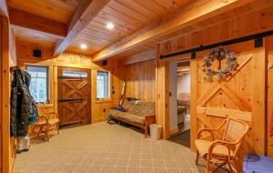 Breakaway Haven | Mountain Comfort Meets Ski-In Access - Carrabassett Valley, Maine