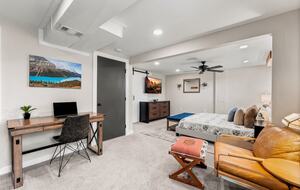 A Family-Friendly Retreat Near Denver - Littleton, Colorado