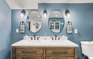 A Family-Friendly Retreat Near Denver - Littleton, Colorado