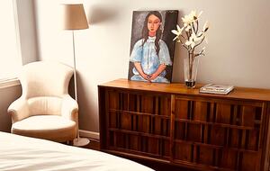 Refined Point-Lot Haven with Private Dock and Pool - Eatonton, Georgia