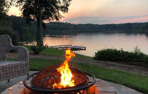 Refined Point-Lot Haven with Private Dock and Pool - Eatonton, Georgia