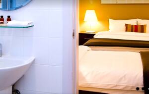 Vulcan Hotel - Sydney City District - Sydney, Australia