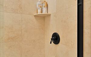 Pacific Beach Condo - 3 Bed & 3 Bath - San Diego, California