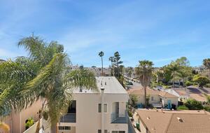 Pacific Beach Condo - 3 Bed & 3 Bath - San Diego, California