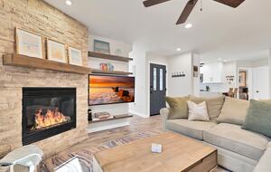 Pacific Beach Condo - 3 Bed & 3 Bath - San Diego, California