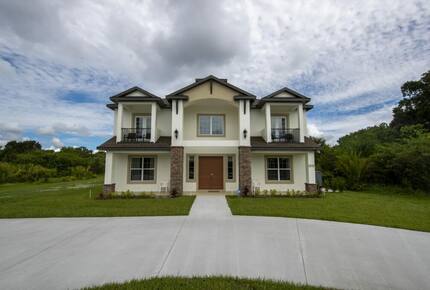 Gator Manor | A Private Estate Retreat Near Orlando - Oviedo, Florida
