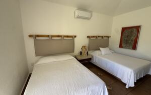 Privada Corbeta - Acapulco, Mexico