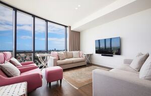 Skyline Elegance | A Dual-Level Retreat in South Yarra - South Yarra, Australia