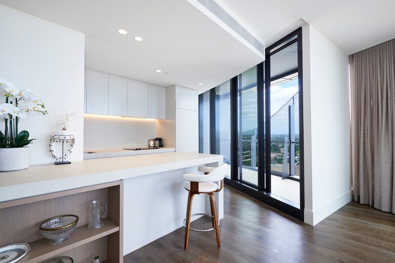 Skyline Elegance | A Dual-Level Retreat in South Yarra - South Yarra, Australia