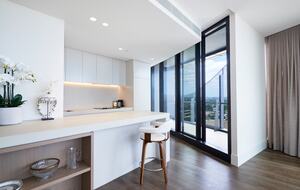 Skyline Elegance | A Dual-Level Retreat in South Yarra - South Yarra, Australia