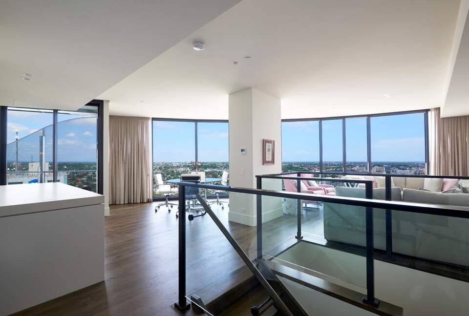 Skyline Elegance | A Dual-Level Retreat in South Yarra - South Yarra, Australia