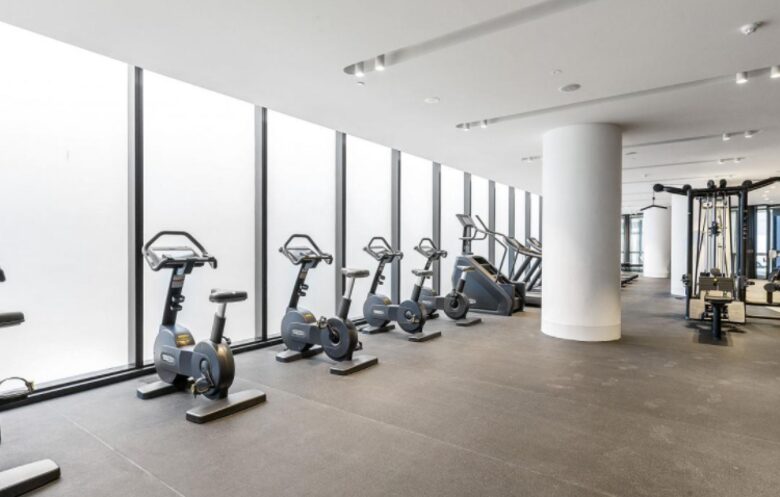 Skyline Elegance | A Dual-Level Retreat in South Yarra - South Yarra, Australia