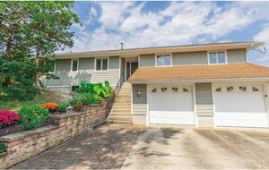 Coastal Haven with Water Views | Steps from the Beach - Cape May, New Jersey