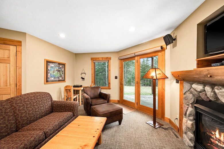 North Shore Escape with Moose Mountain Views - Lutsen, Minnesota