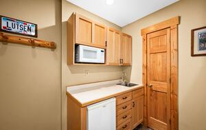 North Shore Escape with Moose Mountain Views - Lutsen, Minnesota