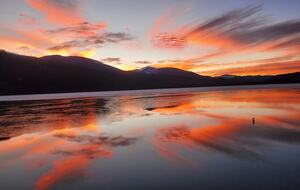 Sophisticated Lake House with Scenic Vistas and Spacious Design - Grand Lake, Colorado