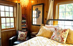 The Pine Room, with a queen bed