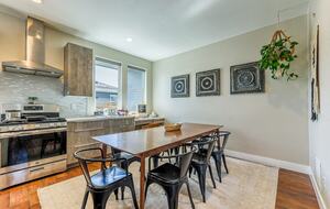 Cozy Townhome Retreat Near Downtown Castle Rock - Castle Rock, Colorado