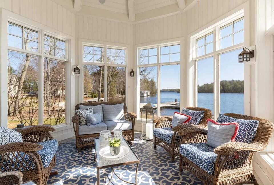 Muskoka Lakeside Grandeur | Private Helipad - Muskoka, Canada