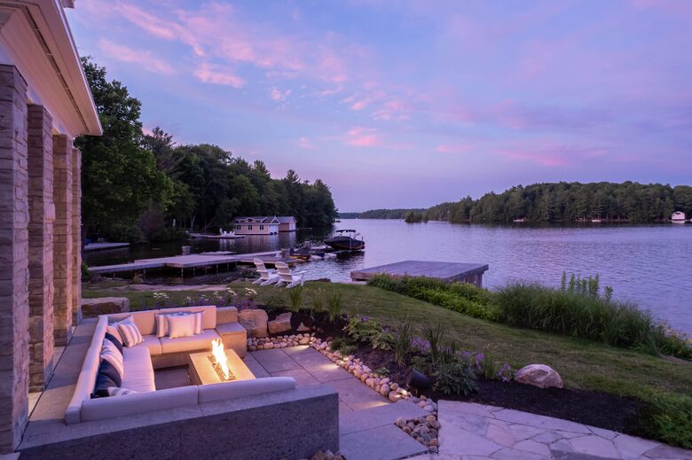 Muskoka Lakeside Grandeur | Private Helipad - Muskoka, Canada