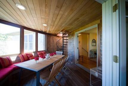 Hill House on exclusive Martha's Vineyard Island - Aquinnah, Massachusetts