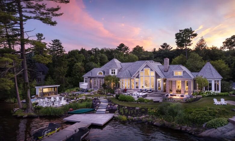 Muskoka Lakeside Grandeur | Private Helipad - Muskoka, Canada