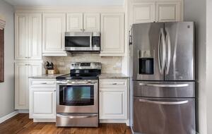 Charming Naperville Haven Near Downtown - Naperville, Illinois