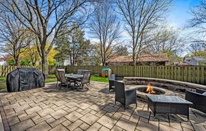 Charming Naperville Haven Near Downtown - Naperville, Illinois