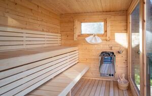 Turreted Luxury by the Sea in Isle of Wight - Totland Bay, Isle of Wight, United Kingdom