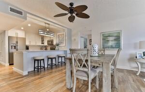 Cozy Oceanfront Escape in Daytona Beach Shores - Daytona Beach Shores, Florida