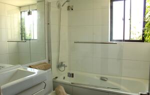 Modern Comfort in the Heart of Vitacura - Vitacura, Chile