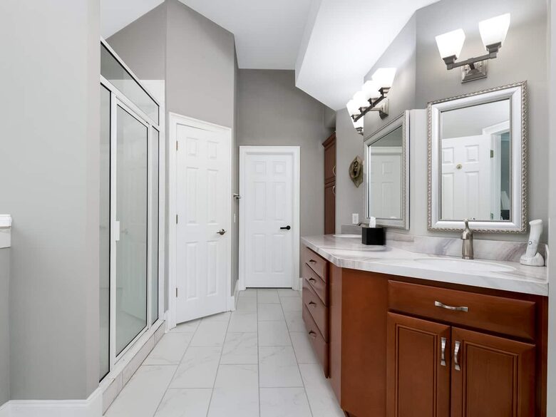 Panoramic Lake Wylie Escape with Private Pool & Dock - Rock Hill, South Carolina