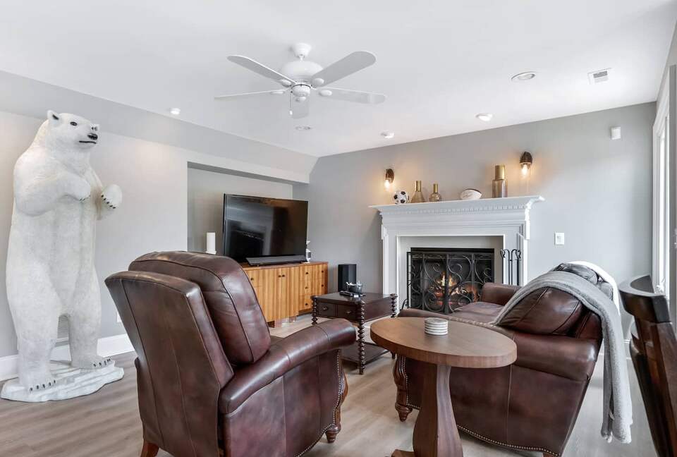 Panoramic Lake Wylie Escape with Private Pool & Dock - Rock Hill, South Carolina