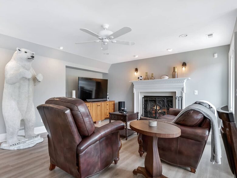 Panoramic Lake Wylie Escape with Private Pool & Dock - Rock Hill, South Carolina