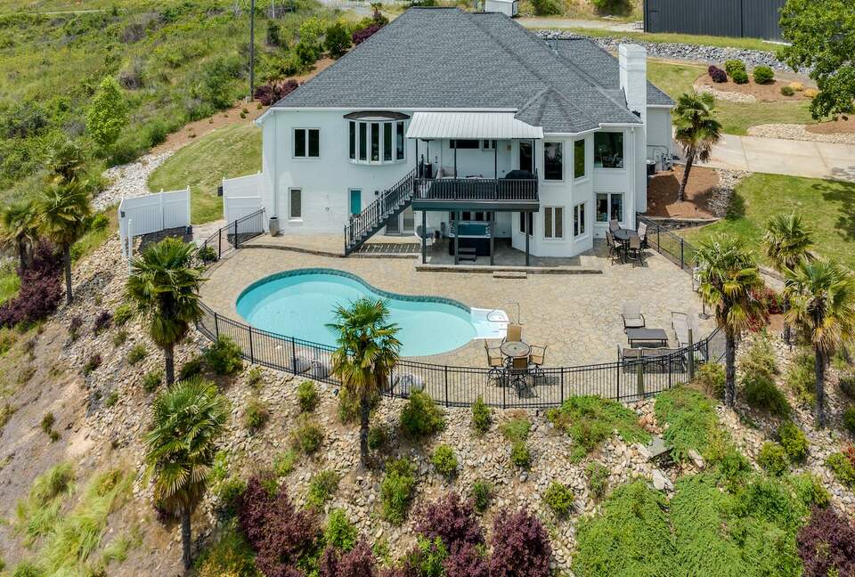 Panoramic Lake Wylie Escape with Private Pool & Dock - Rock Hill, South Carolina