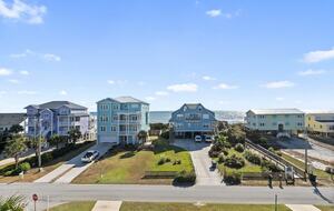 Coastal Elegance with Ocean Views & Private Pool Retreat - Emerald Isle, North Carolina