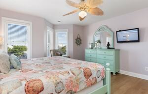 Coastal Elegance with Ocean Views & Private Pool Retreat - Emerald Isle, North Carolina