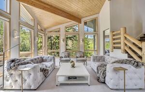 Modern Mountain Elegance in Park City - Park City, Utah