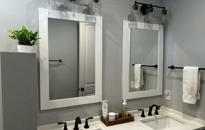 Third Shared Bathroom between Bedrooms 3 & 4 #2