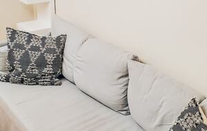 Bright & Stylish Apartment in a Walkable Neighborhood - Charleston, South Carolina