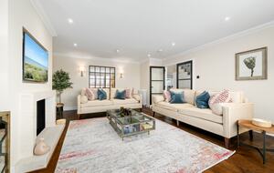 Glengarth Gleneagles a Scottish Retreat with Countryside Elegance - Auchterarder, United Kingdom