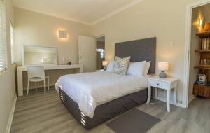 Sophisticated Coastal Haven with Pool & Sea Views - Umdloti, Durban, South Africa