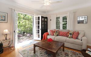 English Cottage Elegance with Mountain Views - Pasadena, California