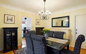 English Cottage Elegance with Mountain Views - Pasadena, California