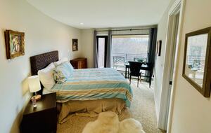 Arvada Retreat - Arvada, Colorado