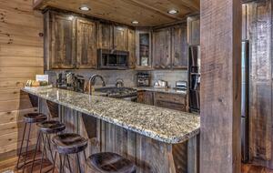 Elegant Blue Ridge Getaway with Outdoor Luxury & Game Room - Blue Ridge, Georgia