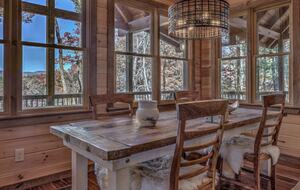 Elegant Blue Ridge Getaway with Outdoor Luxury & Game Room - Blue Ridge, Georgia