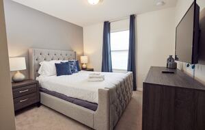 Elegant Escape Near the Magic - Four Corners, Florida