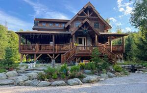 Bretton Woods Luxurious Lodge - Bretton Woods, New Hampshire