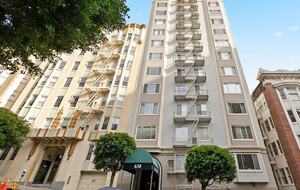 Contemporary Elegance in Union Square - San Francisco, California